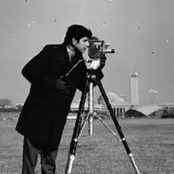 Cameraman image improved by OWASmooth
